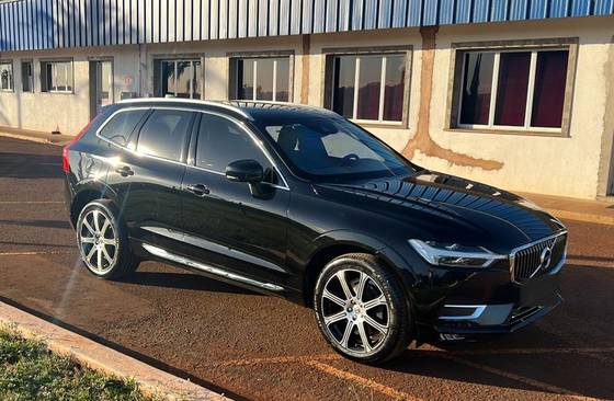 VOLVO XC60 2.0 D5 DIESEL INSCRIPTION AWD GEARTRONIC